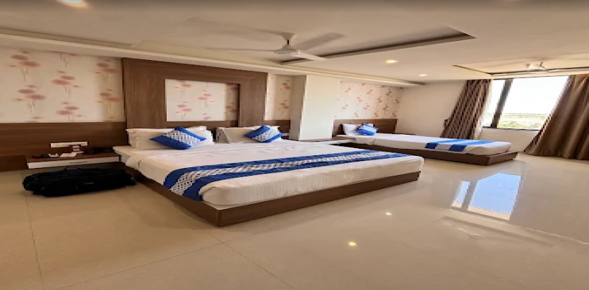 Daksh The Madhuvan Suites